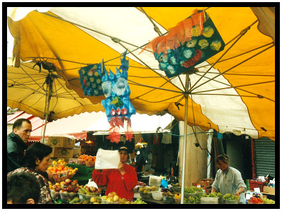 sculptures displayed in Ridley Road Market